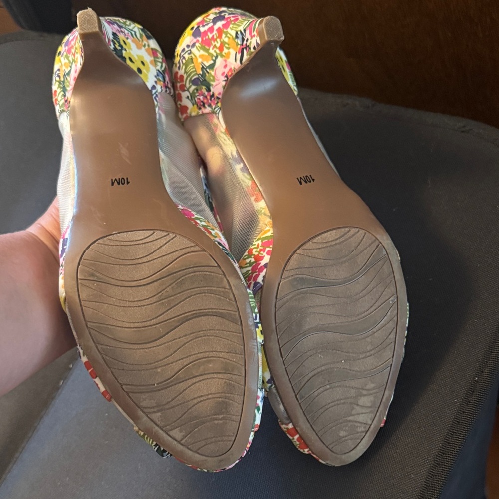 Impo Women's Multicolor Floral Heels - Picture 3 of 3